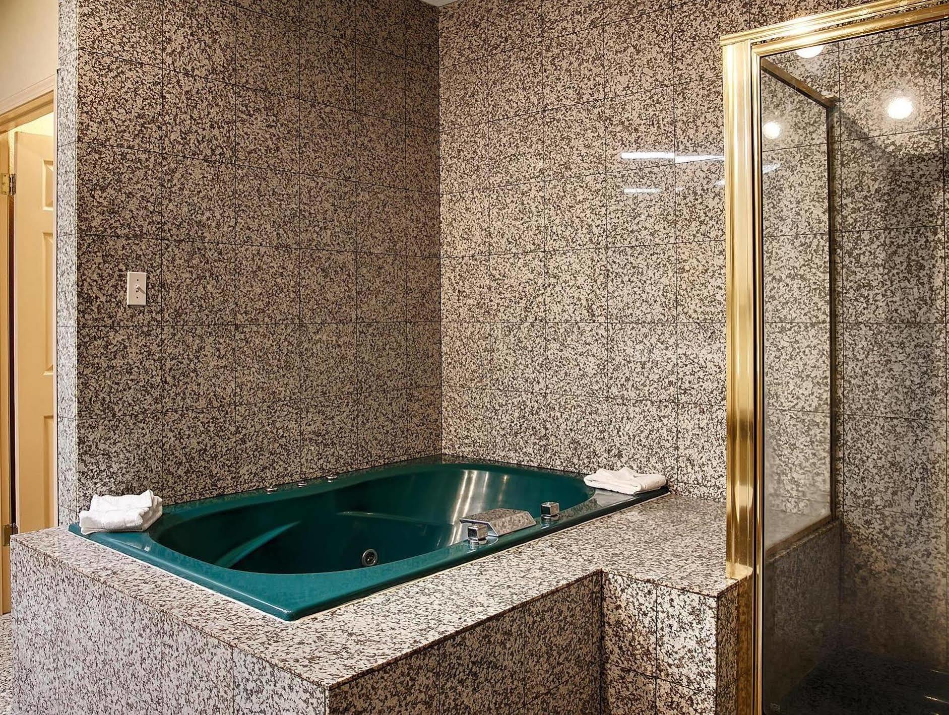 Best Western Airport Inn Монро Екстериор снимка